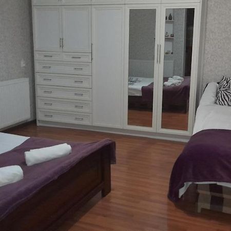Tbilisi 300 Apartment Luaran gambar